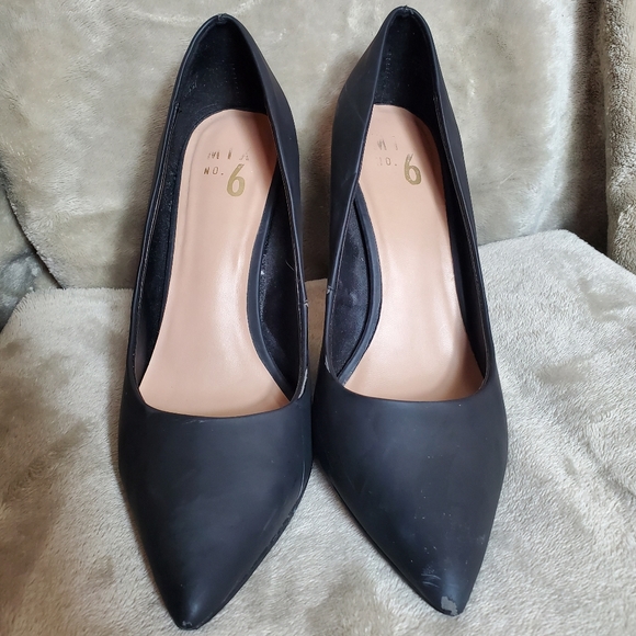 Black Mix No. 6 Pumps - Picture 5 of 8